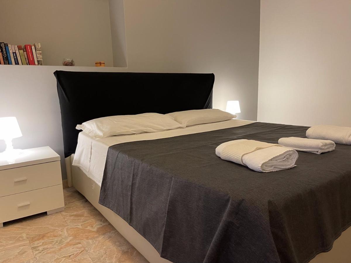 Hotel Sleepy Max Roma Exterior foto