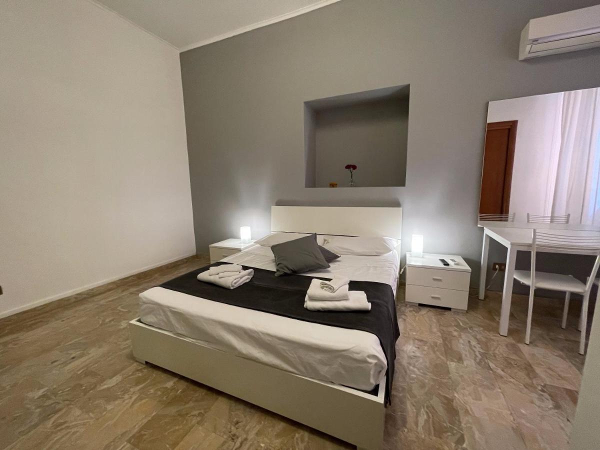 Hotel Sleepy Max Roma Exterior foto