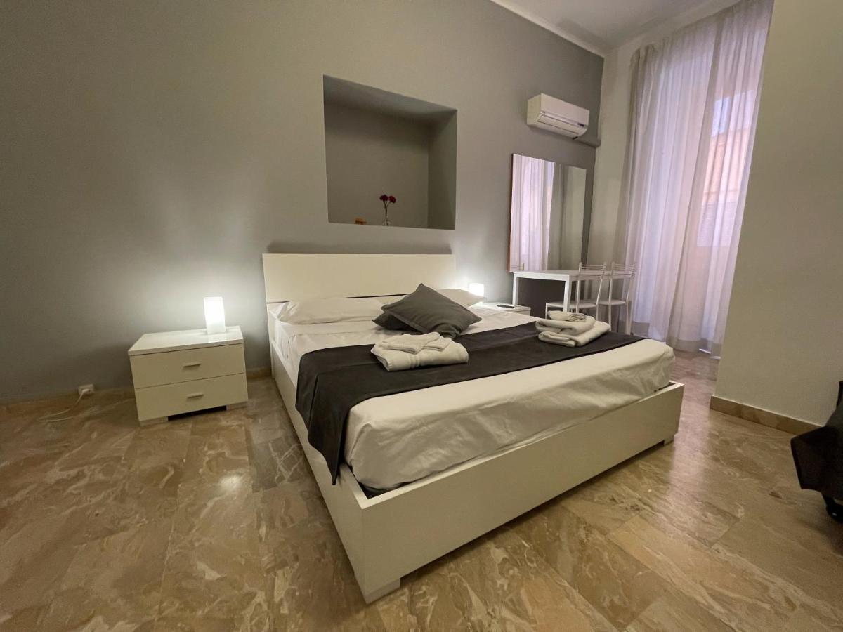 Hotel Sleepy Max Roma Exterior foto