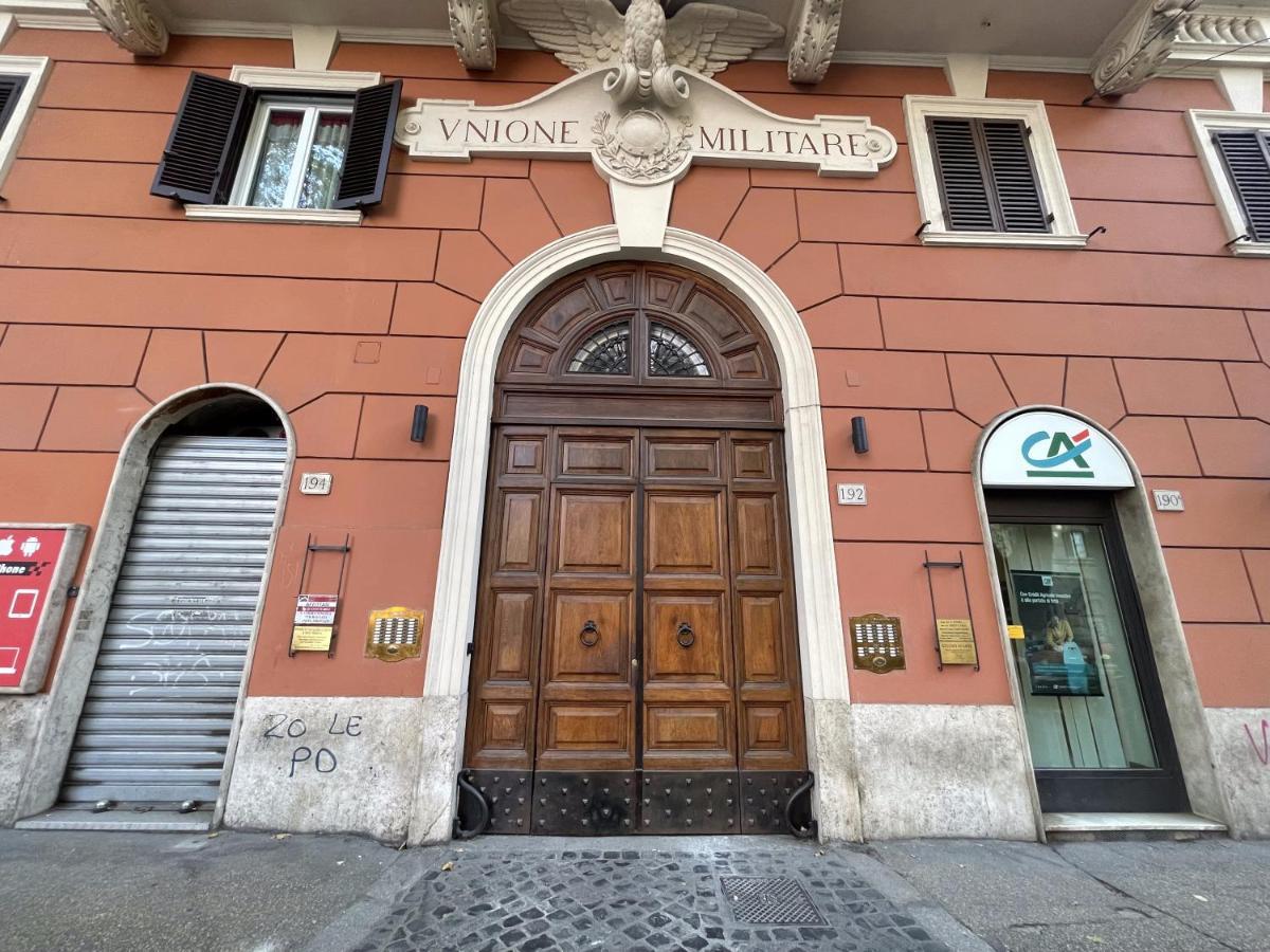 Hotel Sleepy Max Roma Exterior foto